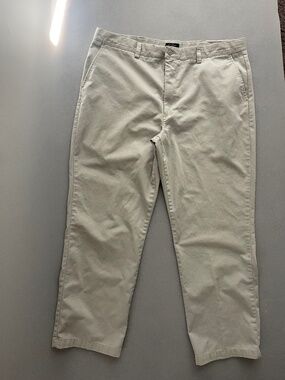 Dockers Men’s Khaki Chino Pants W42 L32 Beige 100% Cotton Classic Casual